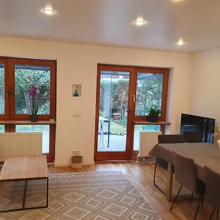 Apartament 80m2 Garten-duplexwohnung In Altperlach *