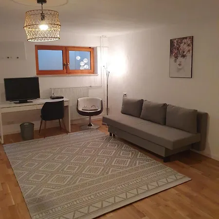 80m2 Garten-duplexwohnung In Altperlach * Munich